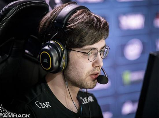 BLG祝ELK23岁生日快乐：愿你行路一往无前，无需轻舟，自越万山