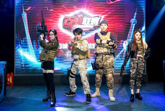 Heroic 将在 IEM Dallas 2025 的淘汰赛中面对 FaZe，之前在与 Falcons 的比赛中失利。