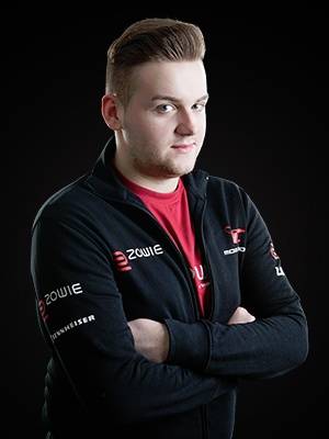 尼古拉·尼霍尔姆谈Counter-Strike的未来和 Astralis 的挑战;