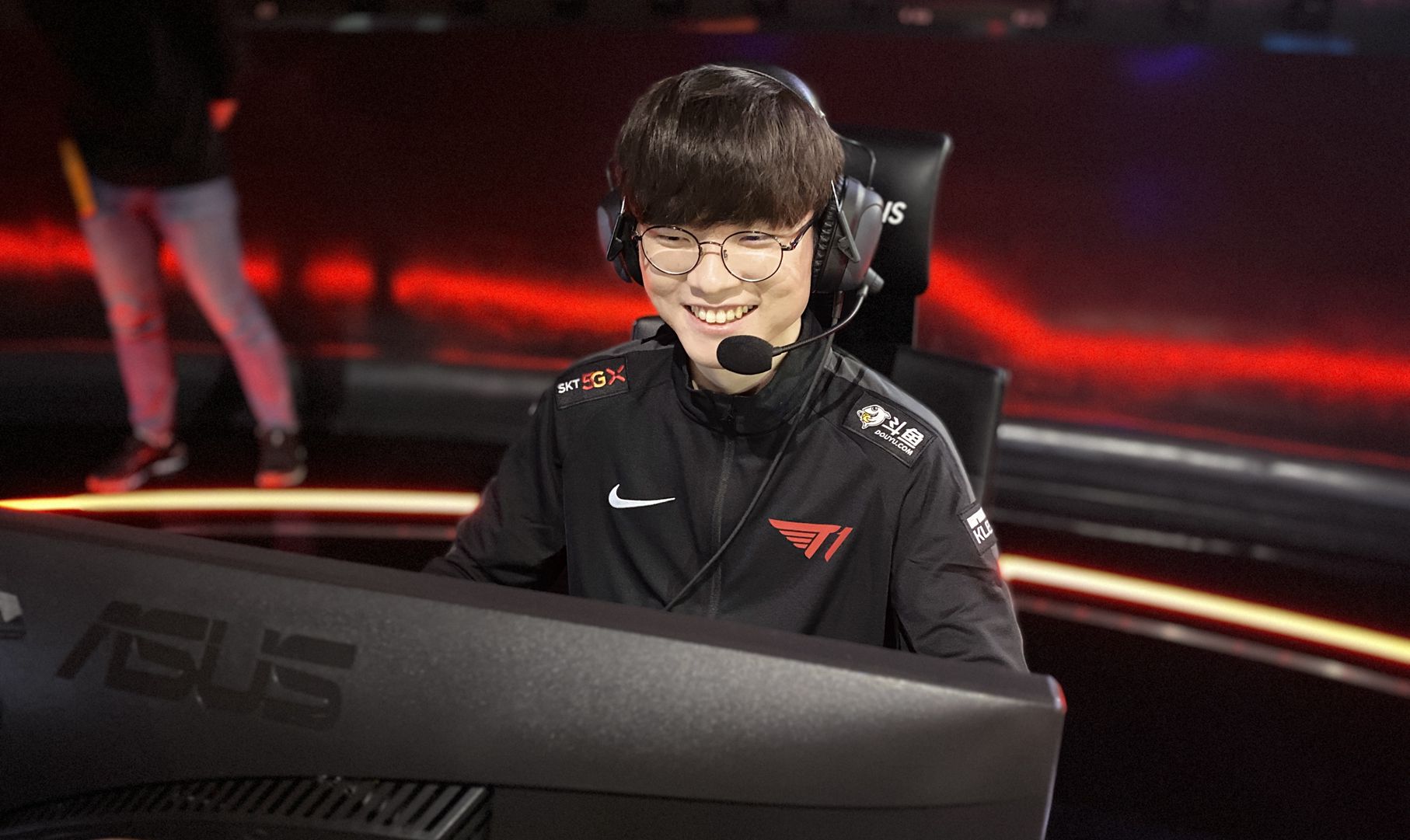 LEC媒体人Wooloo发推： Ssong将与LCS的FlyQuest战队达成签约