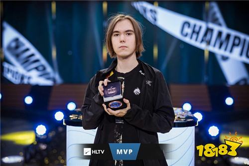 LCS赛区的日程安排将会在北京时间2023年1月11日，凌晨3-7点开始进行