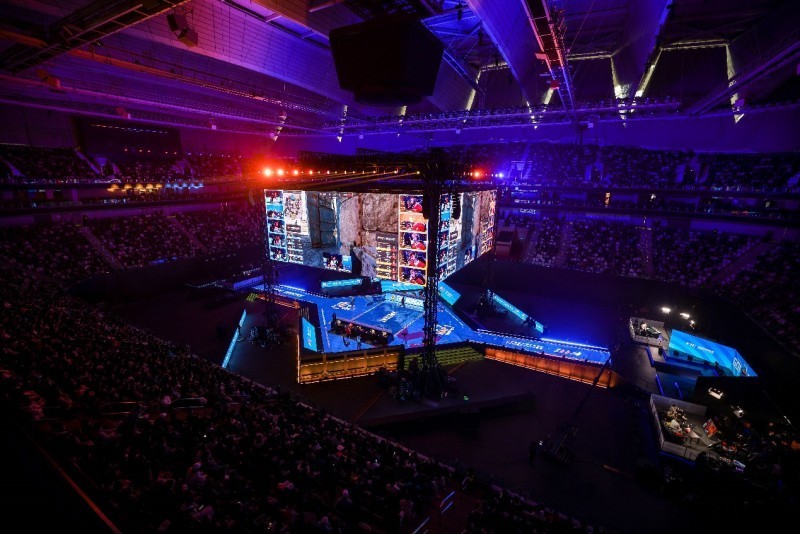 外媒League On Lock近日给出了他们评选的春季赛第十周全球各战队综合实力排名